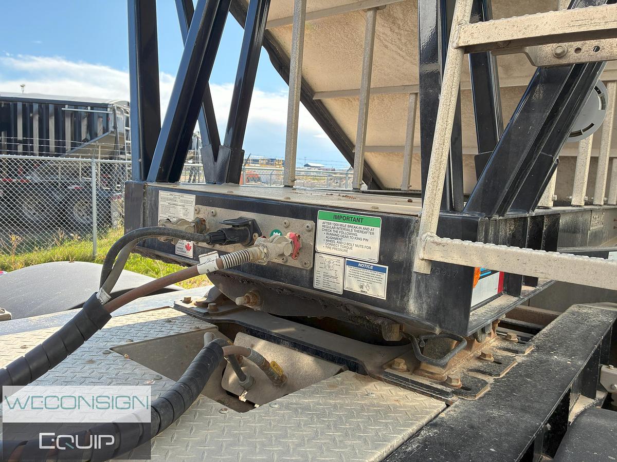 Used 2024 Lode King Super B Bottom End Dump Gravel Trailer