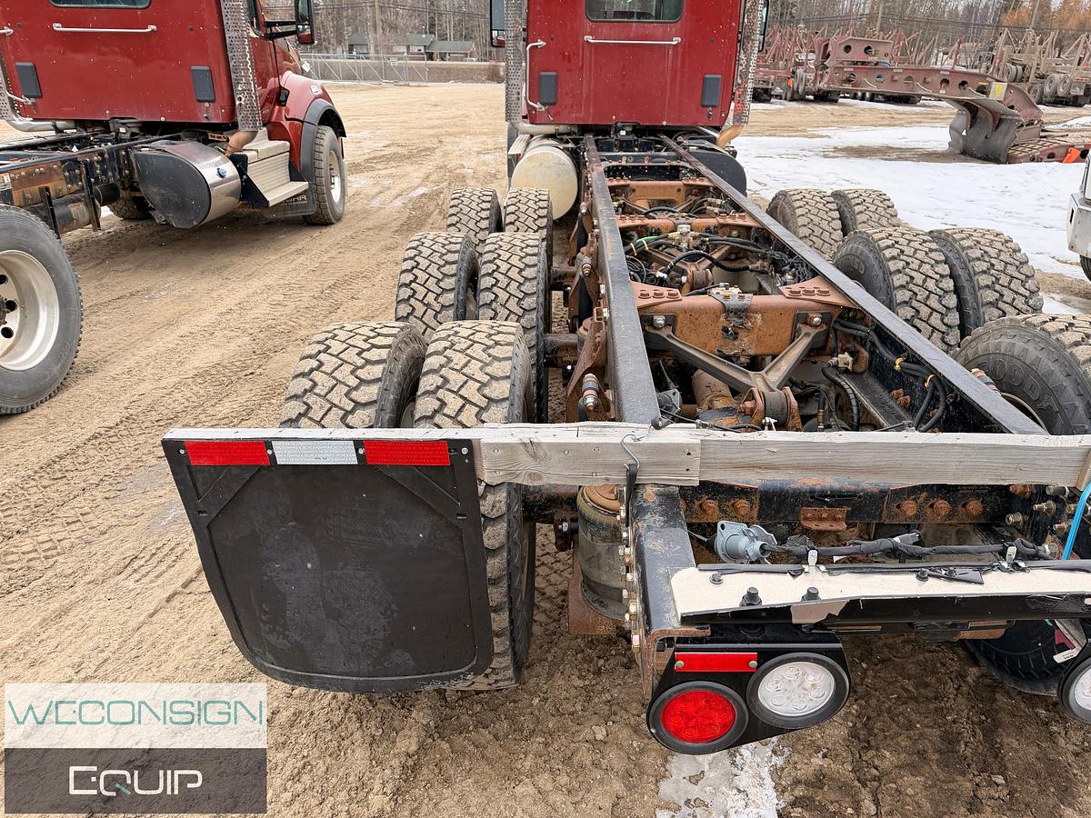 Used 2017 Kenworth T880