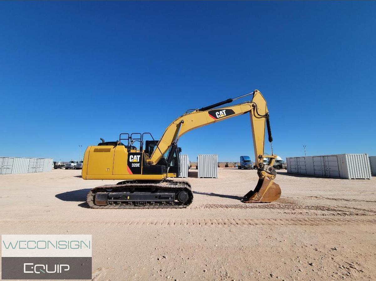 Used 2017 CAT 320E