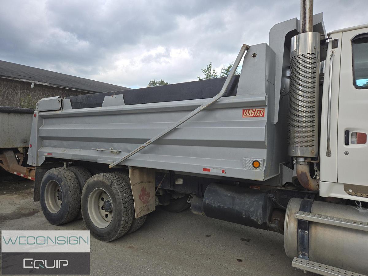 Used 2006 Sterling L9500 TA BC Spec Dump Truck