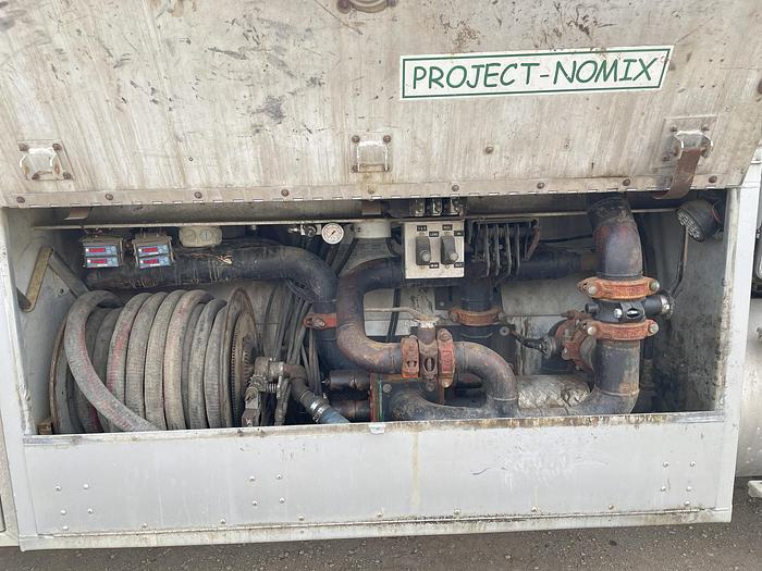 Used 1996 Kenworth T800 Pressure / Fuel Steam/Pressure Truck