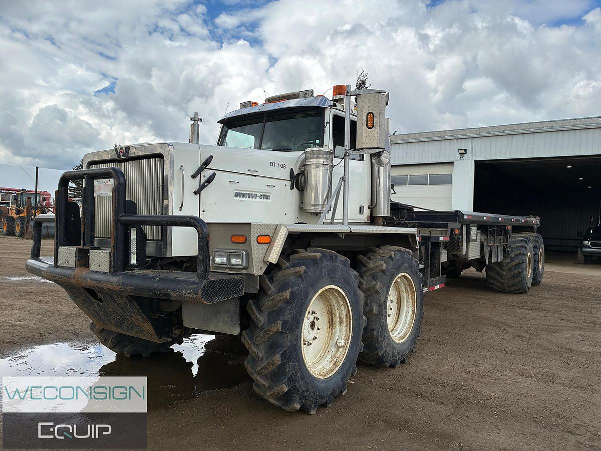 Used 2007 Western Star 6900XD 8x8 Bed Truck