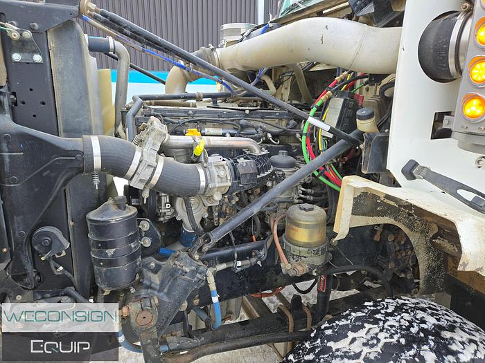 Used 2015 Western Star Tri-Drive Custom Vac Semi Vac