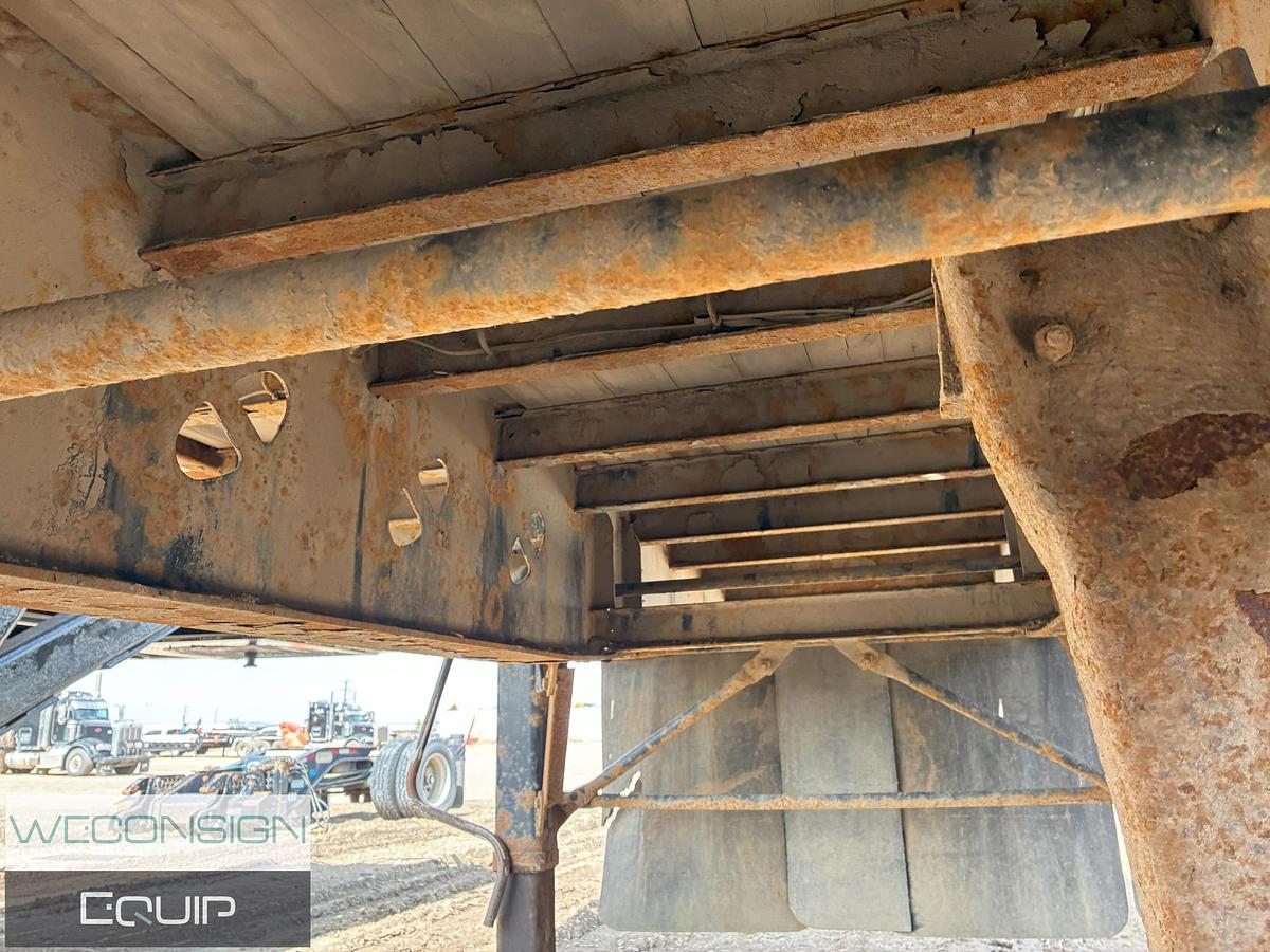 Used 2011 Doepker HB140701 Super B Flat Deck