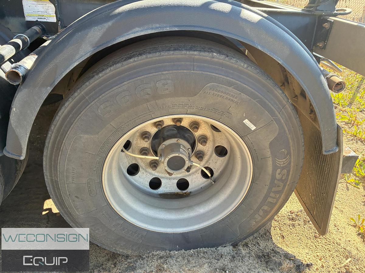 Used 2022 Doepker GRAVEL TRAILER SUPER B