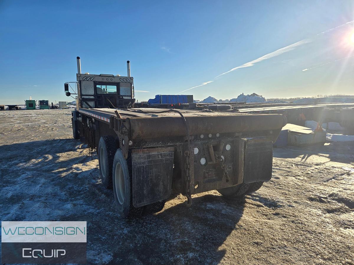 Used 2006 Kenworth C500B Bed Truck