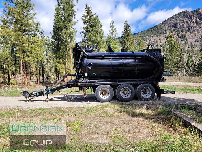 Used 2004 Park / Provac Vacuum Trailer