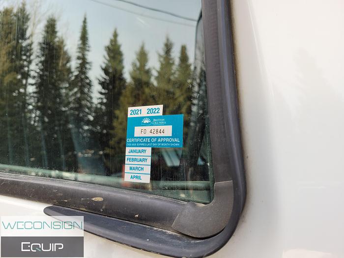 Used 2019 Peterbilt 367 Tandem Roll Off Truck