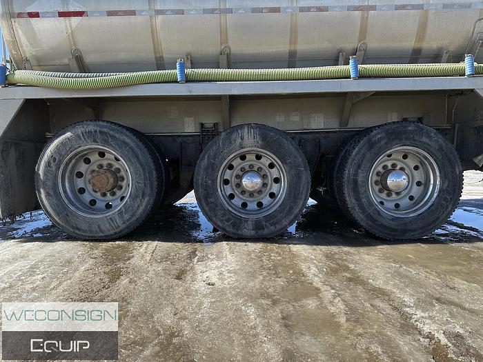 Used 2012 Kenworth T800 Tri-Drive TC407 Tank Truck - #02042