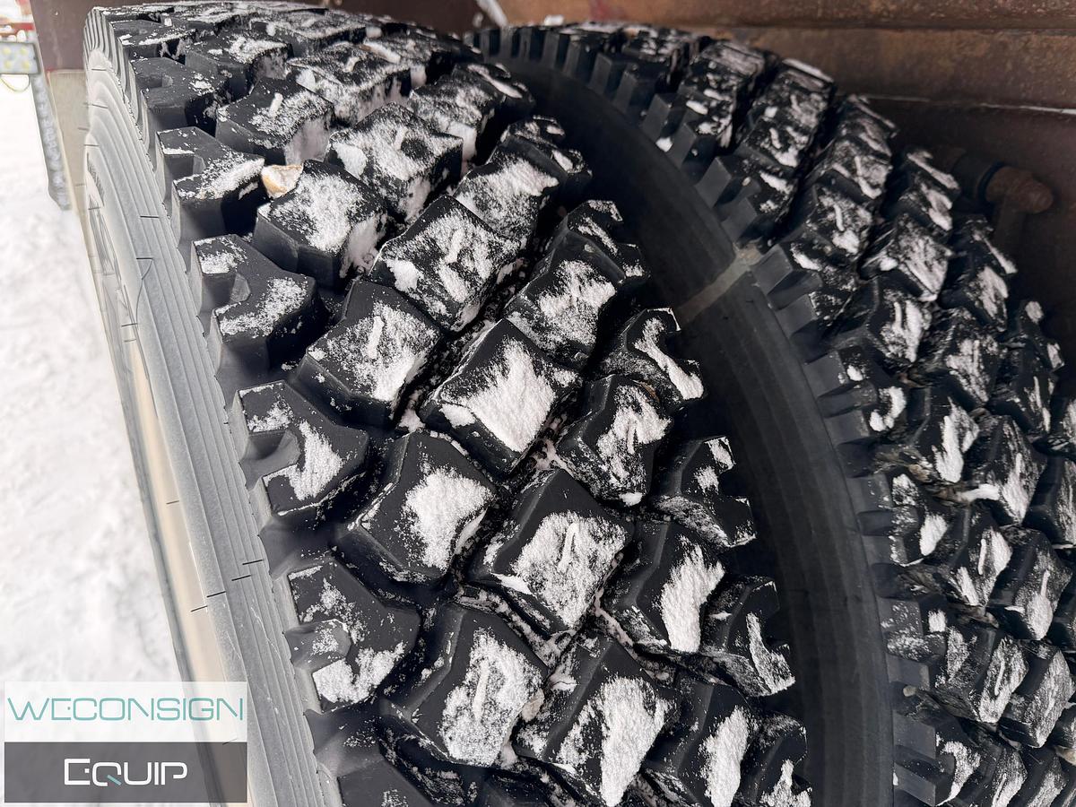 Used 2015 Kenworth T800 Tri Drive Winch Truck