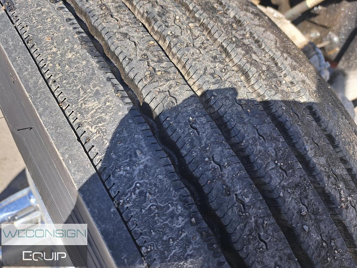 Used 2022 Peterbilt 389 Sleeper Truck Tractor