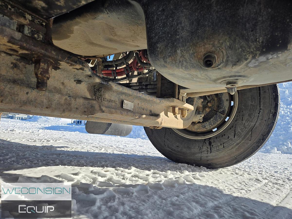 Used 2019 Kenworth T800 Winch Truck