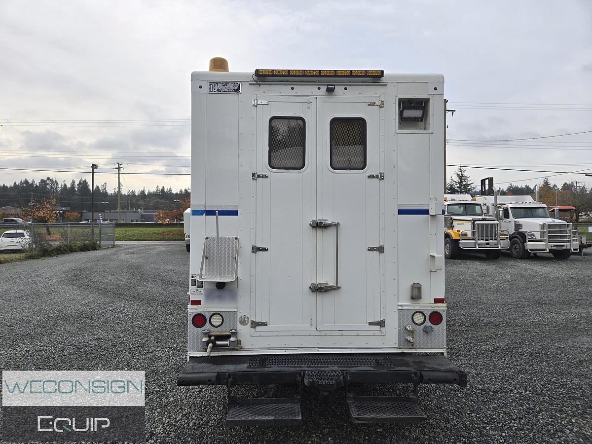 Used 2009 International 4400SBA