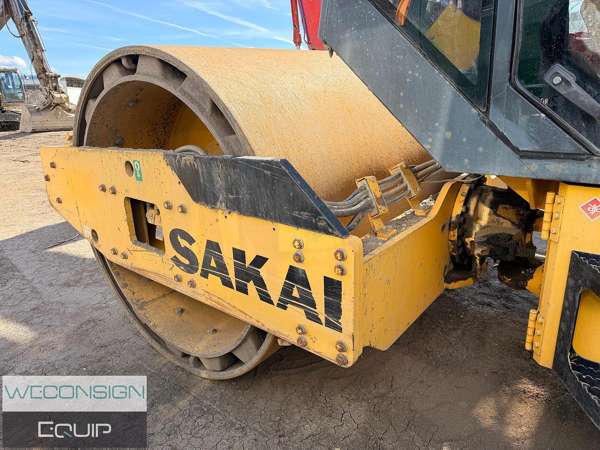 Used 2014 Sakai SV540T 84" Compactor