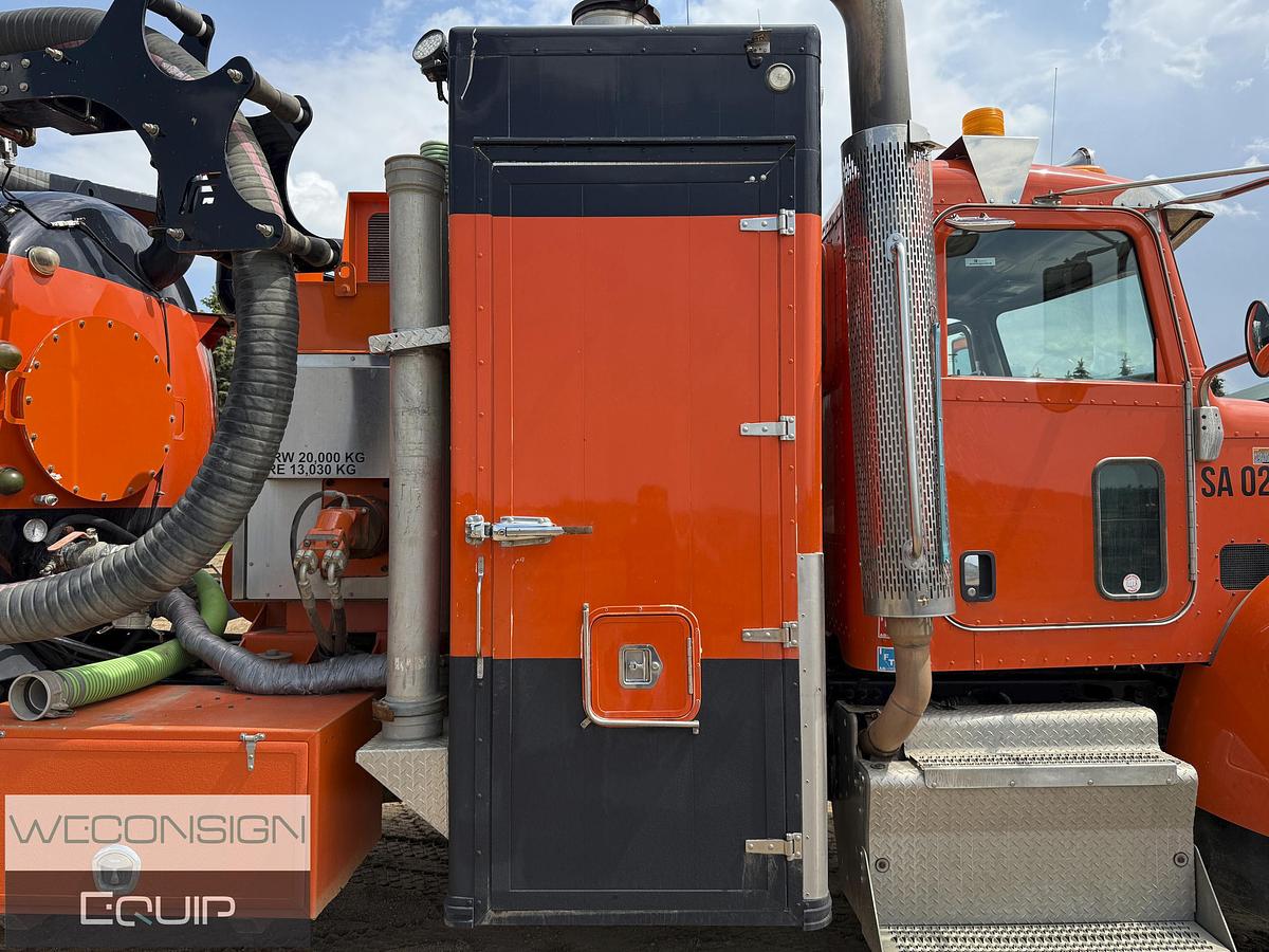 Used 2017 Peterbilt Single Axle Hydrovac