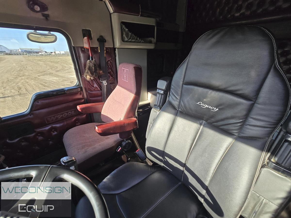 Used 2000 Kenworth W900B
