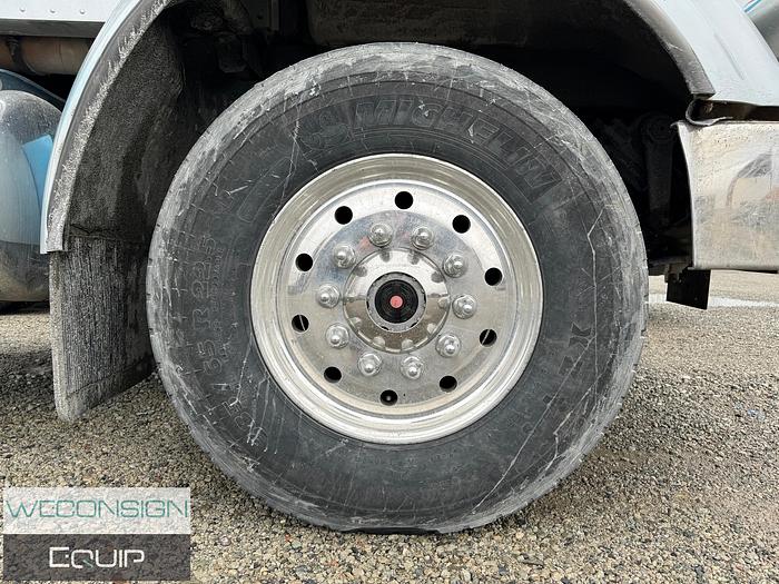 Used 2005 Peterbilt  378 Heavy Haul Truck Tractor