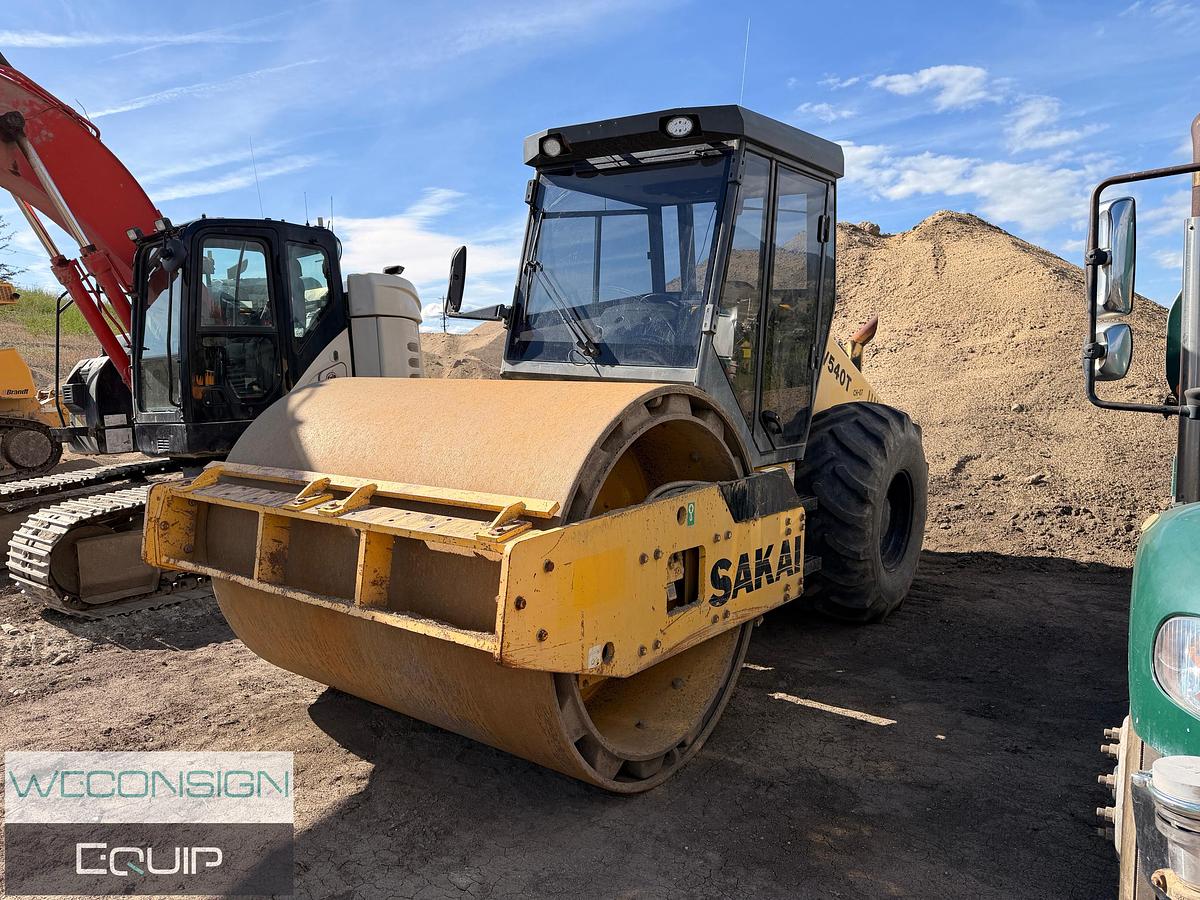 Used 2014 Sakai SV540T 84" Compactor