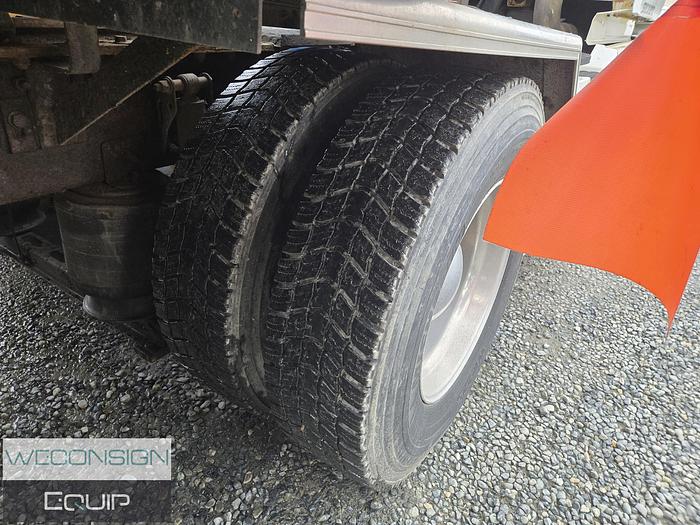 Used 2007 Volvo D12 Wet Kit Truck & Lowboy Trailer
