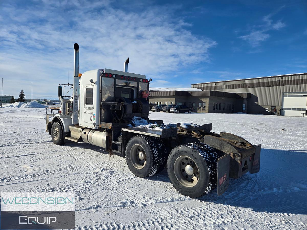 Used 2019 Kenworth T800 Winch Truck