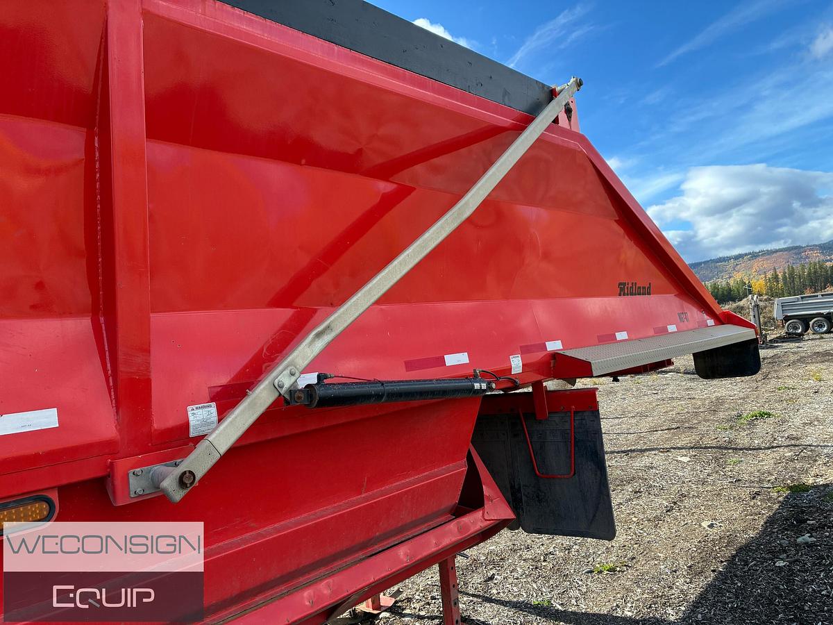 Used 2020  Midland MG38TC3000 Dump Trailer
