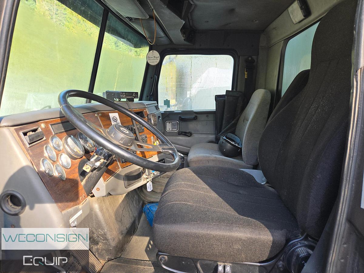 Used 1999 Western Star 5864S TA Water Truck