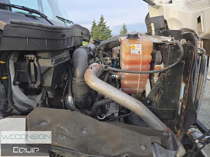 Used 2016 International 7400SBA Sander/ Dump Truck