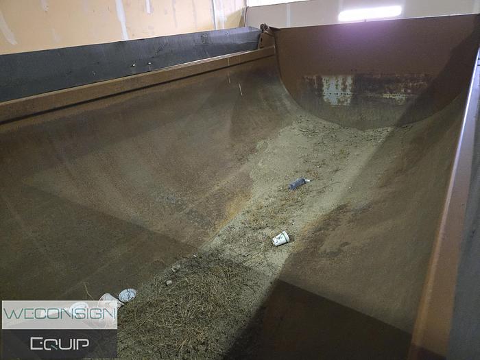 Used 2016 International 7400SBA Sander/ Dump Truck