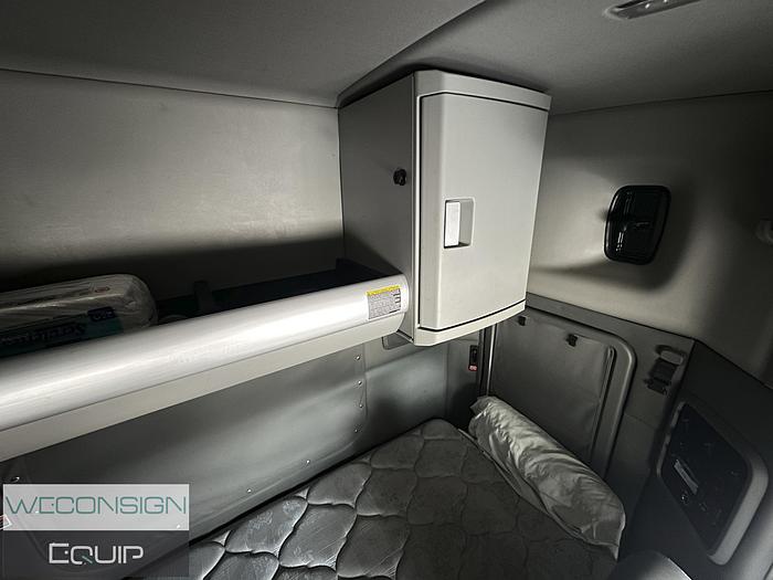 Used 2018 Kenworth T880