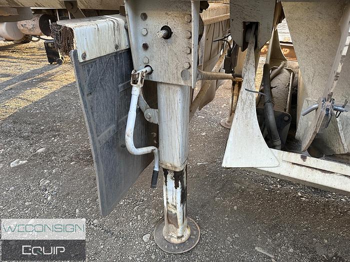 Used 2014 Midland MG38TC3000 Tridem Belly Dump