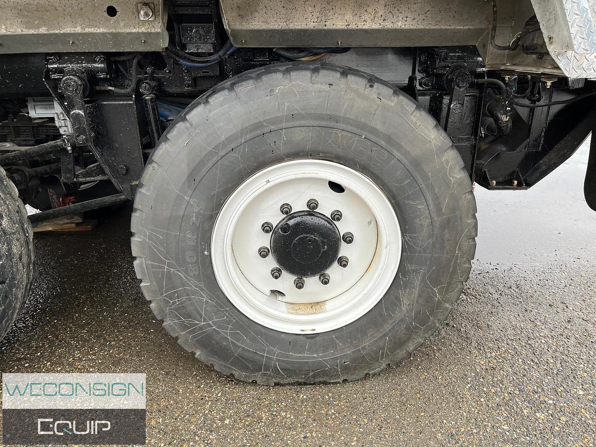 Used 2007 Western Star 6900XD 8x8 Bed Truck