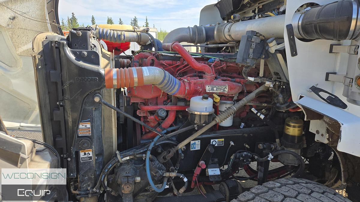 Used 2020 Kenworth T800 Daycab Logging Truck