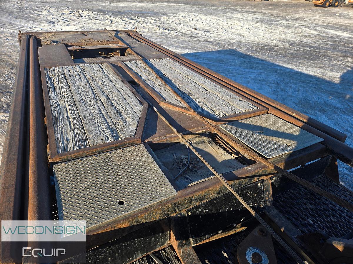 Used 2006 Kenworth C500B Bed Truck