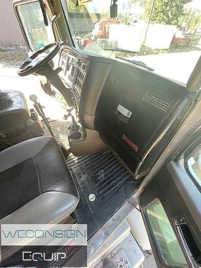 Used 2020 Kenworth T800 Heavy Haul Truck Tractor