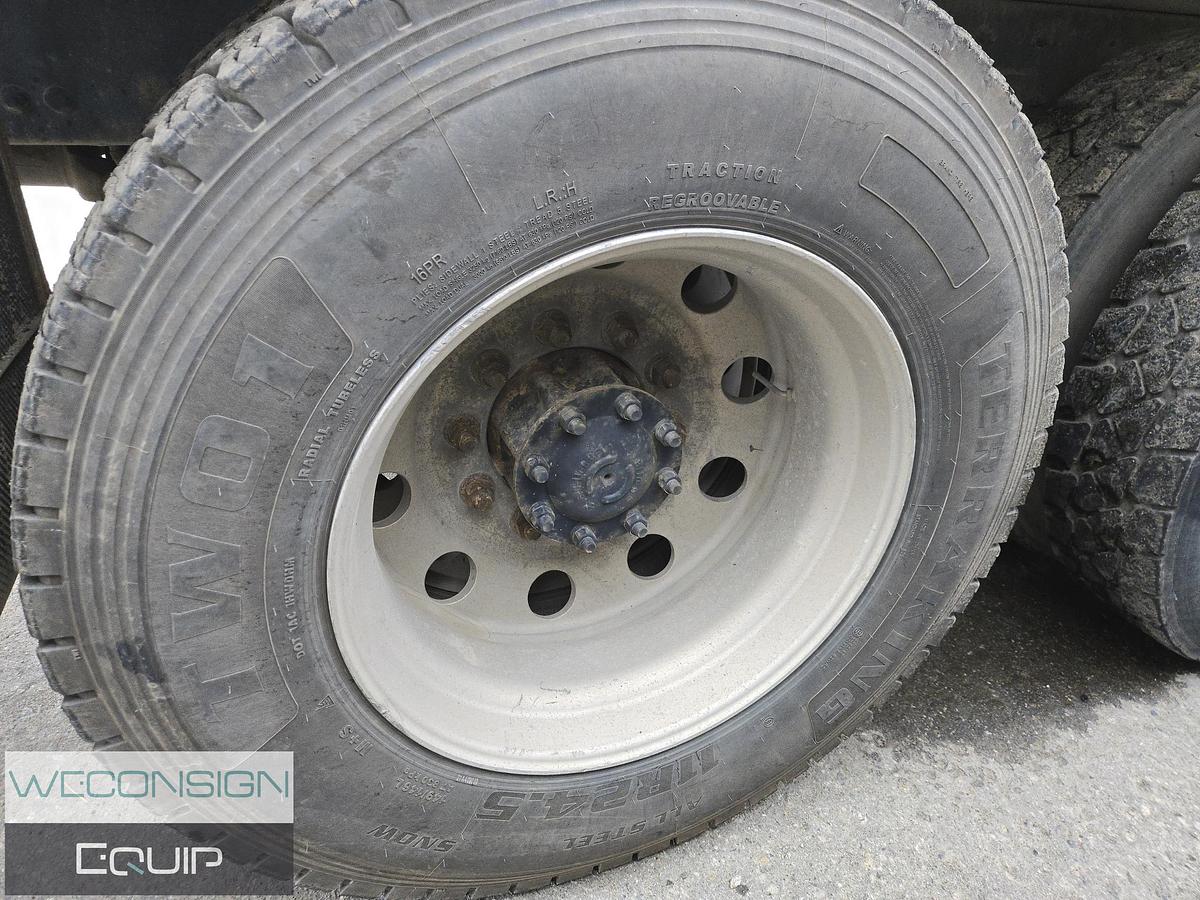 Used 2006 Sterling L9500 TA BC Spec Dump Truck