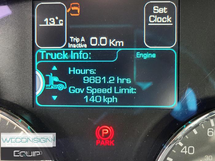 Used 2016 Kenworth T880 Hydro Excavator