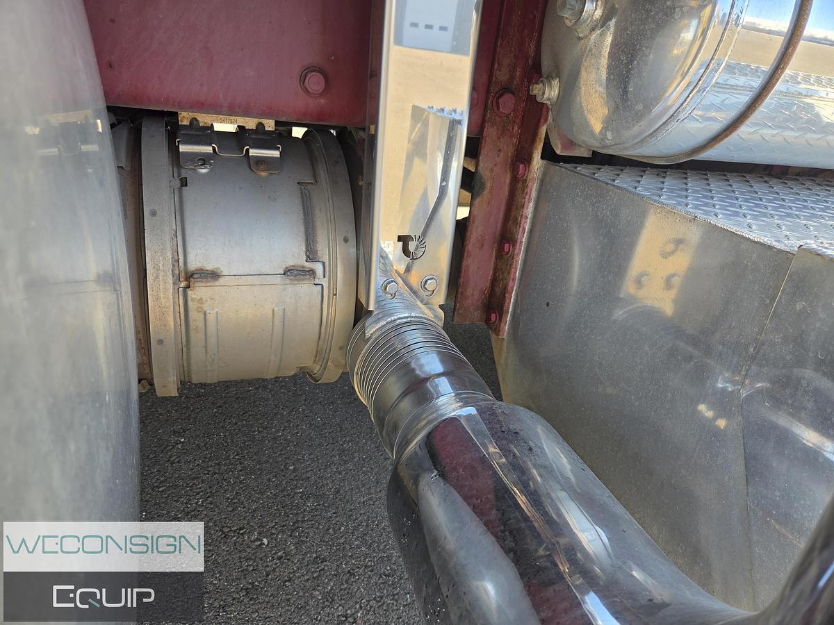 Used 2023 Peterbilt 389 Sleeper Truck Tractor