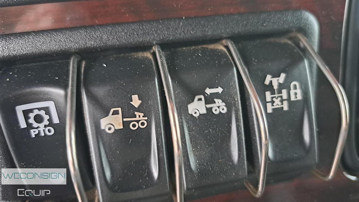 Used 2023 Peterbilt  389 Salvage