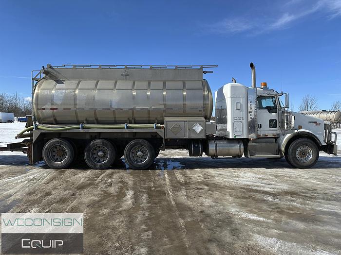Used 2012 Kenworth T800 Tri-Drive TC407 Tank Truck - #02042