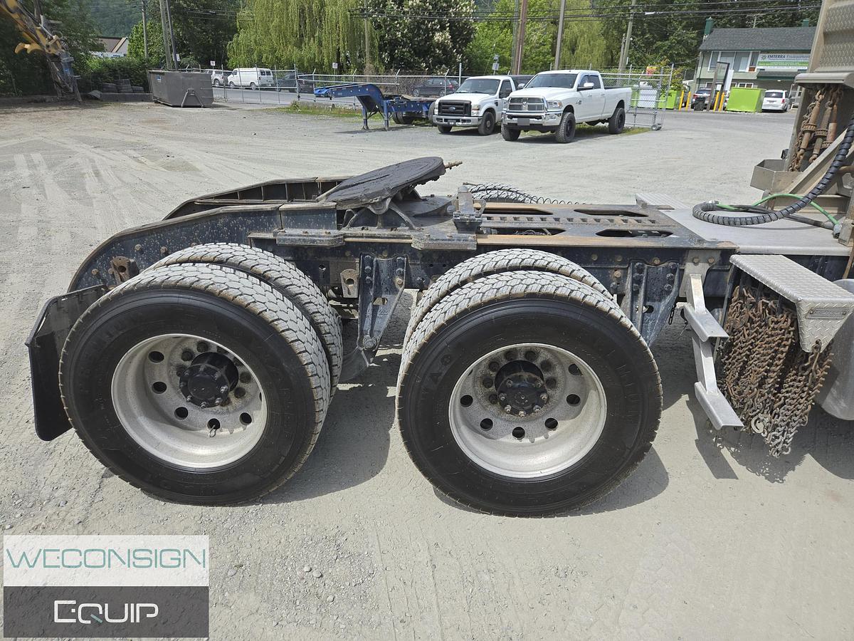 Used 2001 Kenworth T800 TA Lowbed Truck