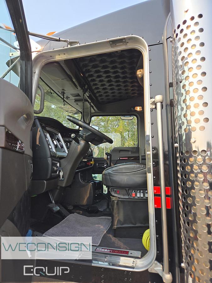 Used 2024 Kenworth W900L TA Truck Tractor