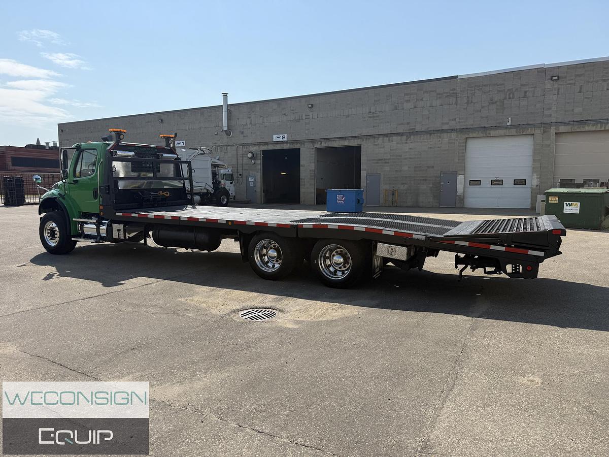 Used Freightliner M2106