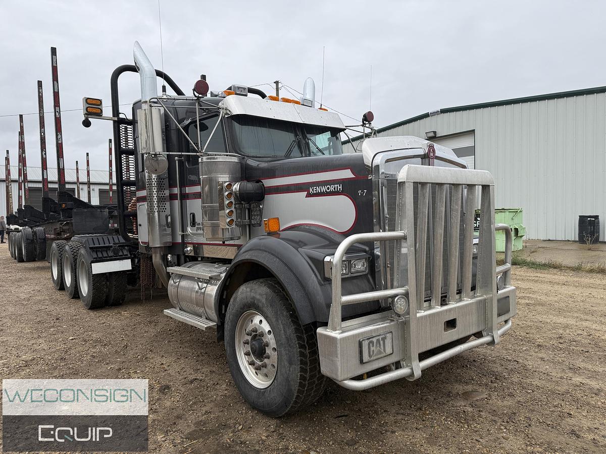 Used 2020 Kenworth W900B Logging Truck