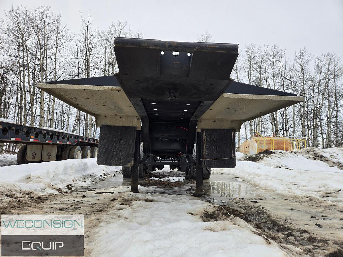 Used 2014 Pacesetter 55T 9 Axle Lowbed/Lowboy Trailer Combination