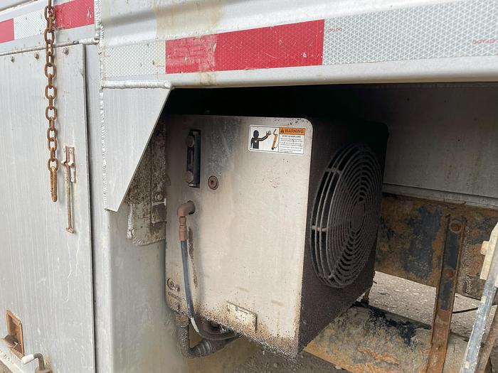 Used 1996 Kenworth T800 Pressure / Fuel Steam/Pressure Truck