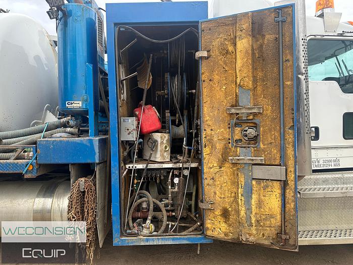 Used 2012 Kenworth T800 DOT Vacuum