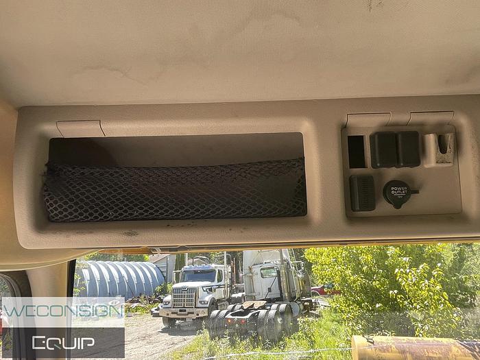 Used 2013 Volvo VNL HWY Truck Tractor