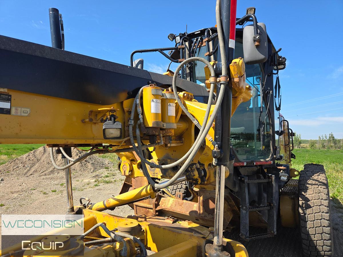 Used 2014 CAT 140M Grader