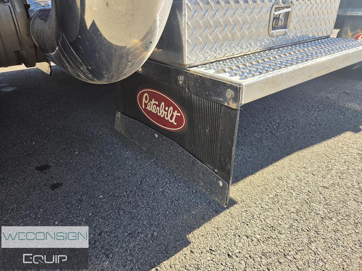 Used 2023 Peterbilt 389 Sleeper Truck Tractor