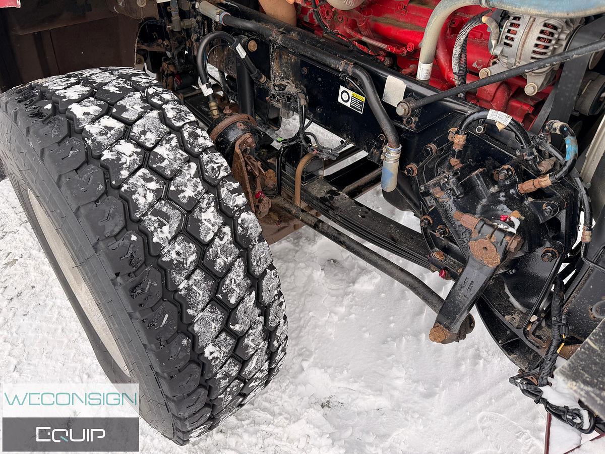 Used 2015 Kenworth T800 Tri Drive Winch Truck